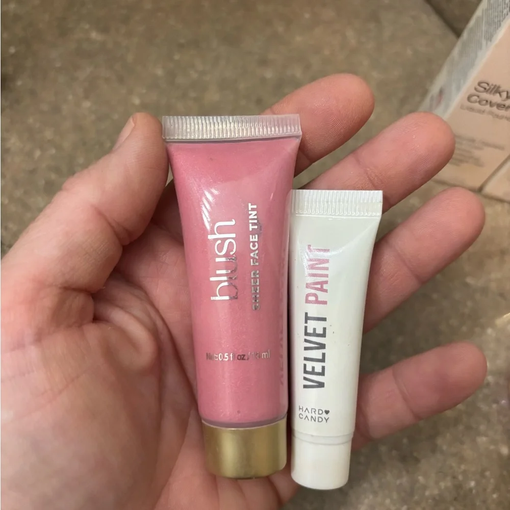 New makeup lot PHOERA and more